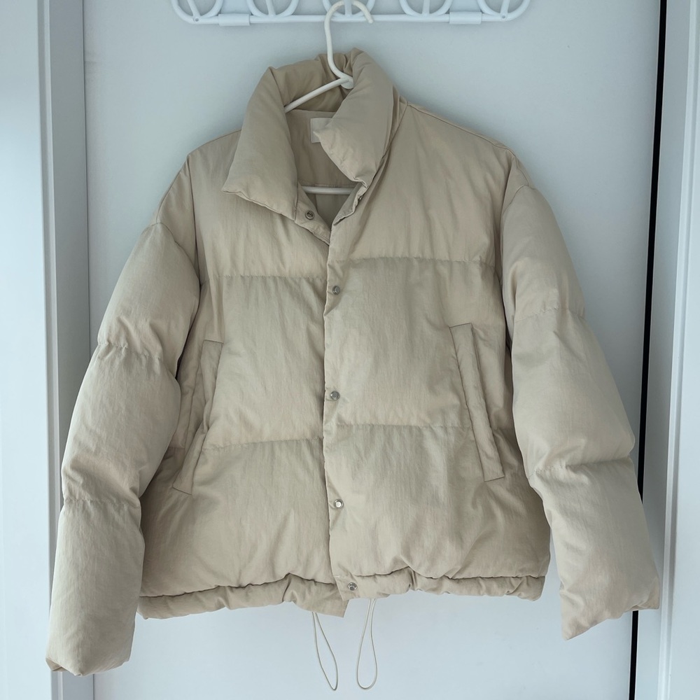 Woman Beige Puffer Jacket